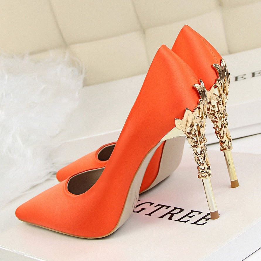 Elegant Metal Carved Heels Women Pumps 2019 High Quality Fashion Sexy Silk High Heels 13 Color 10cm Shoes Woman Wedding Shoes