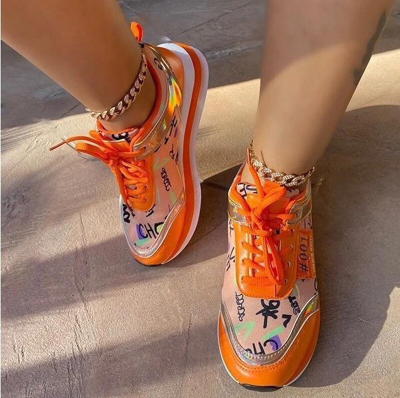 Women Sport Shoes 2022 New Spring Autumn Mesh Breathable Fashion Flats Shoes Designer Mujer Lace Up Running Walking Sneakers